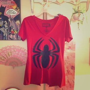Red Marvel Spider-Man Ripped Tshirt Size Large